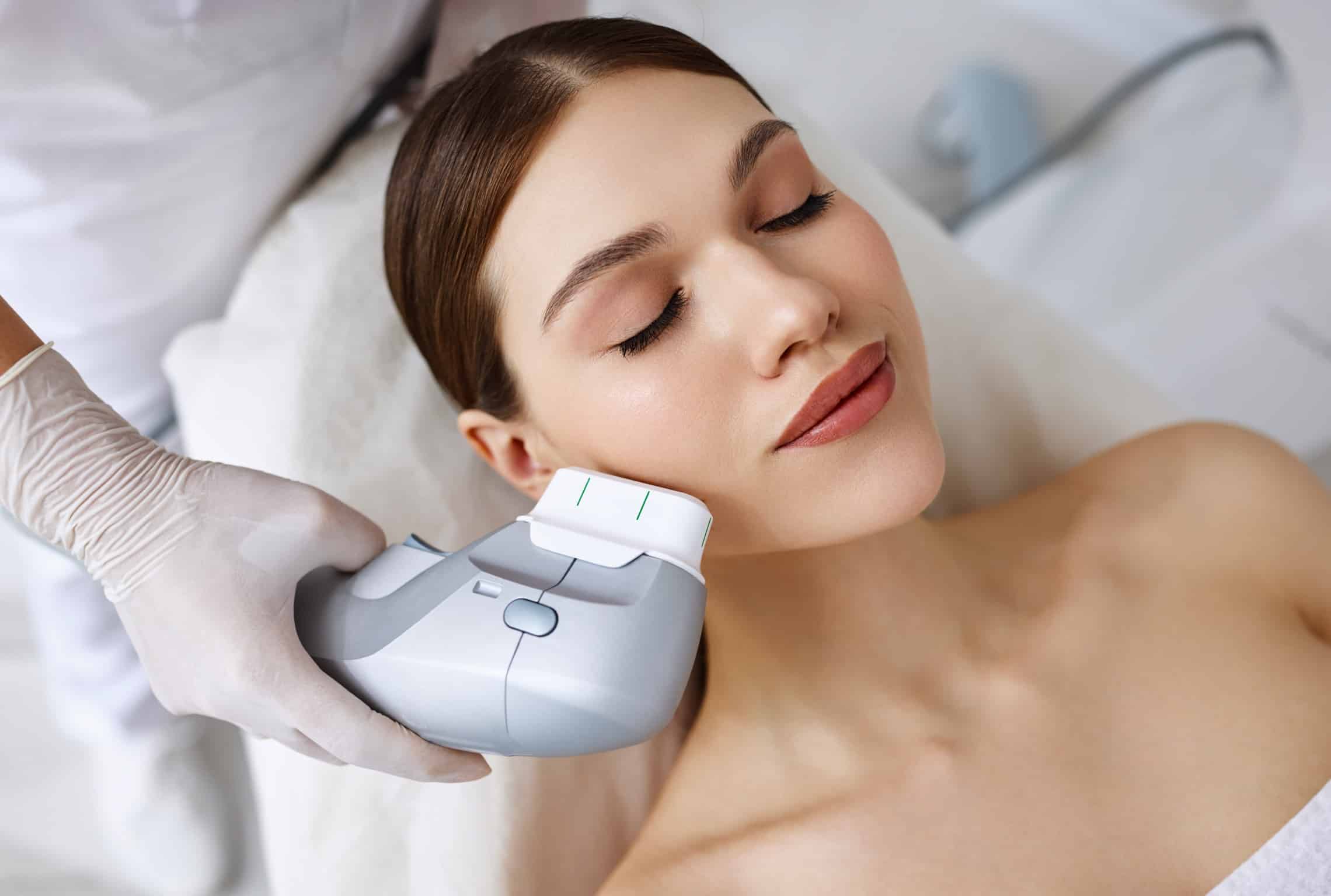 Ultrasons focalisés (HIFU) | Dr Tribout | Dermatologie esthétique lasers | Amiens